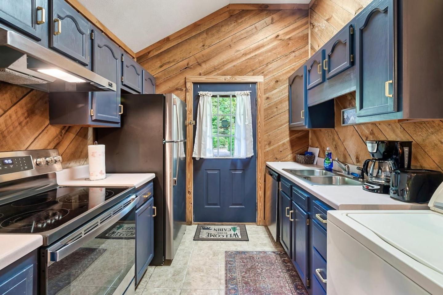Romantic Mtn Cabin Hot Tub & Jacuzzi Views سيفيرفيل المظهر الخارجي الصورة