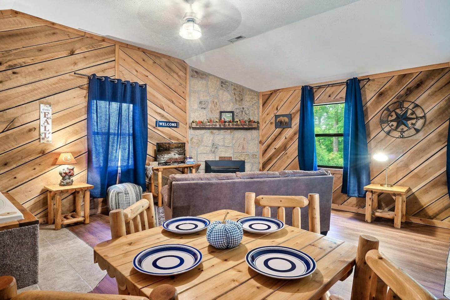 Romantic Mtn Cabin Hot Tub & Jacuzzi Views سيفيرفيل المظهر الخارجي الصورة