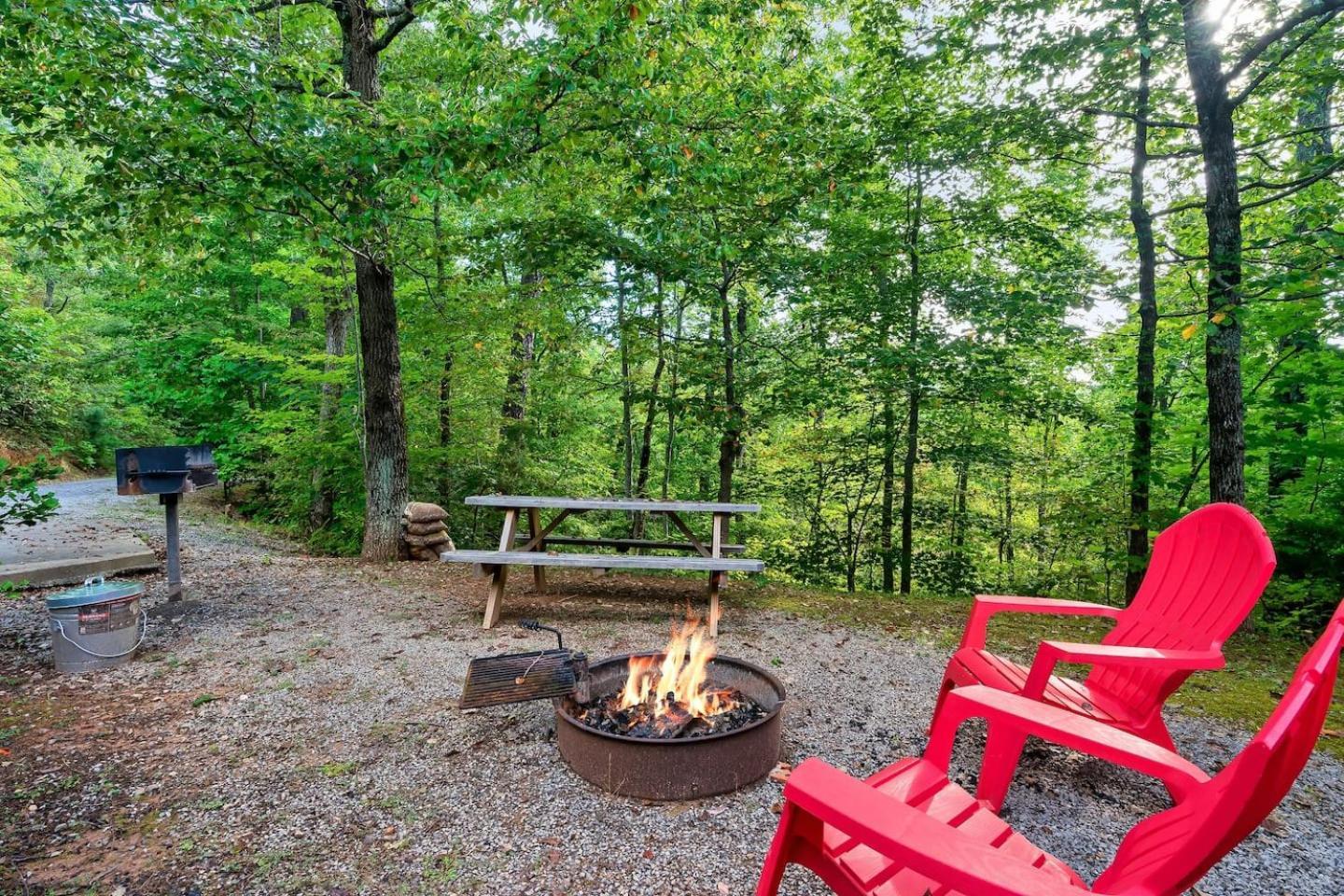 Romantic Mtn Cabin Hot Tub & Jacuzzi Views سيفيرفيل المظهر الخارجي الصورة