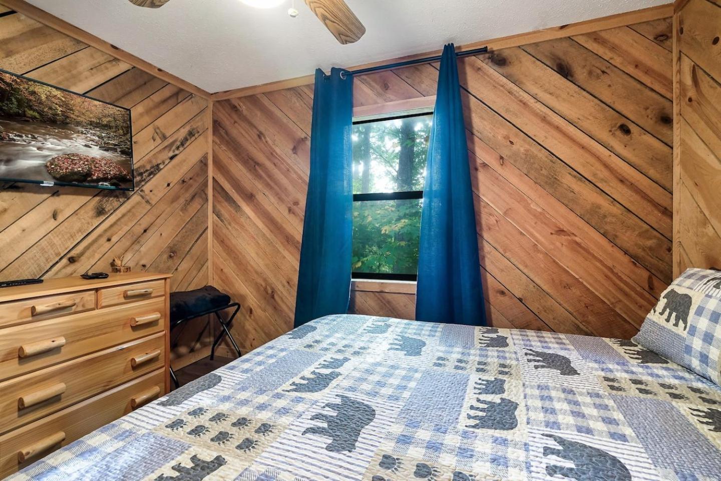Romantic Mtn Cabin Hot Tub & Jacuzzi Views سيفيرفيل المظهر الخارجي الصورة