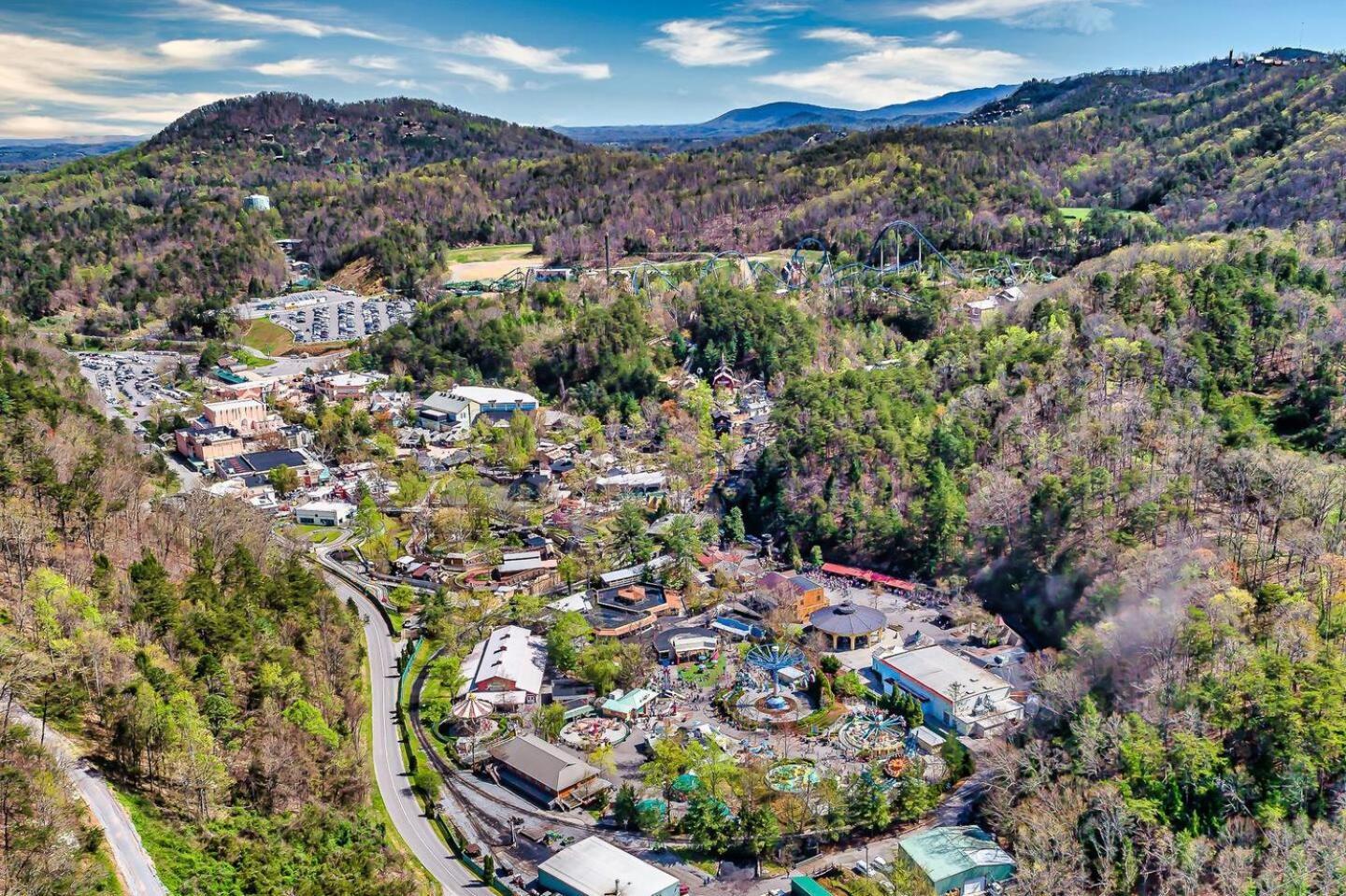 Romantic Mtn Cabin Hot Tub & Jacuzzi Views سيفيرفيل المظهر الخارجي الصورة